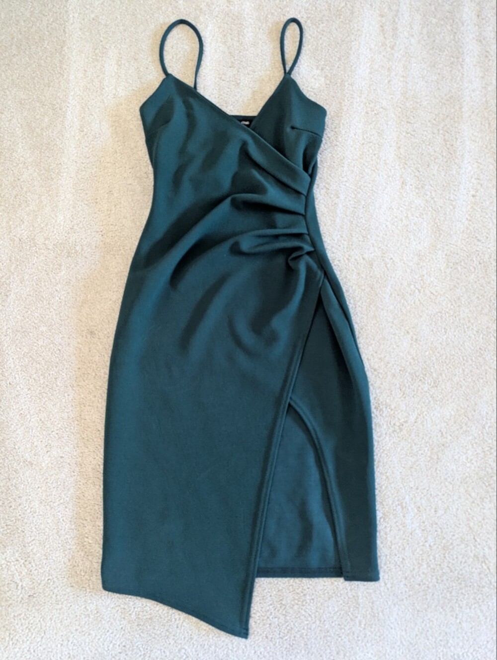 PrettyLittleThing Dark Emerald Ruched Wrap Midi Dress - Size US 6